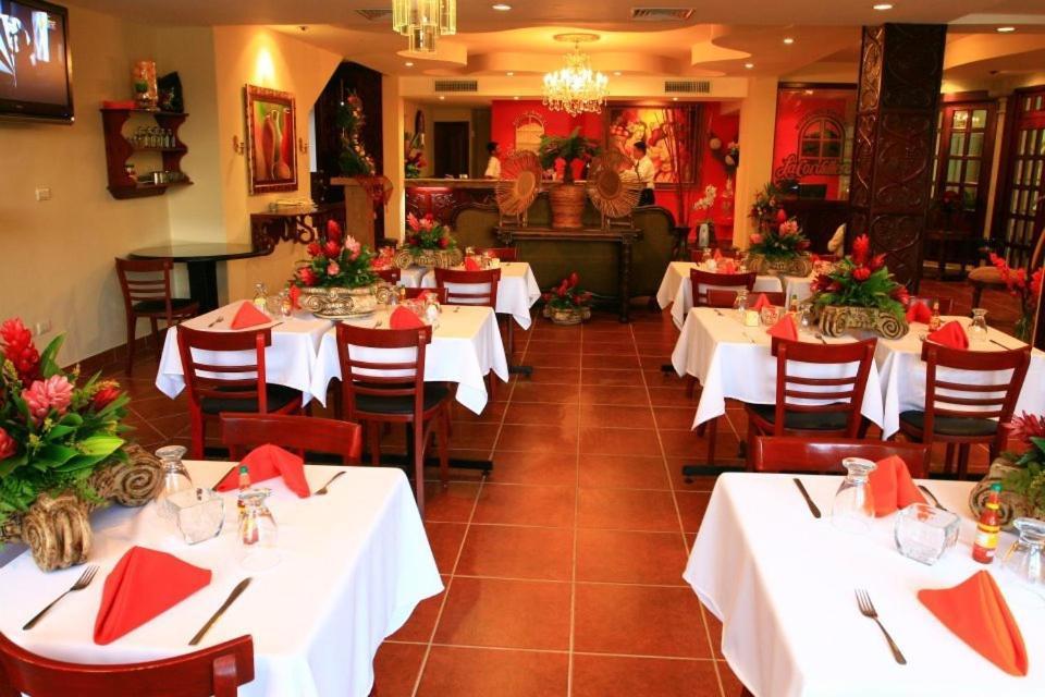 Boutique Hotel La Cordillera San Pedro Sula Bagian luar foto