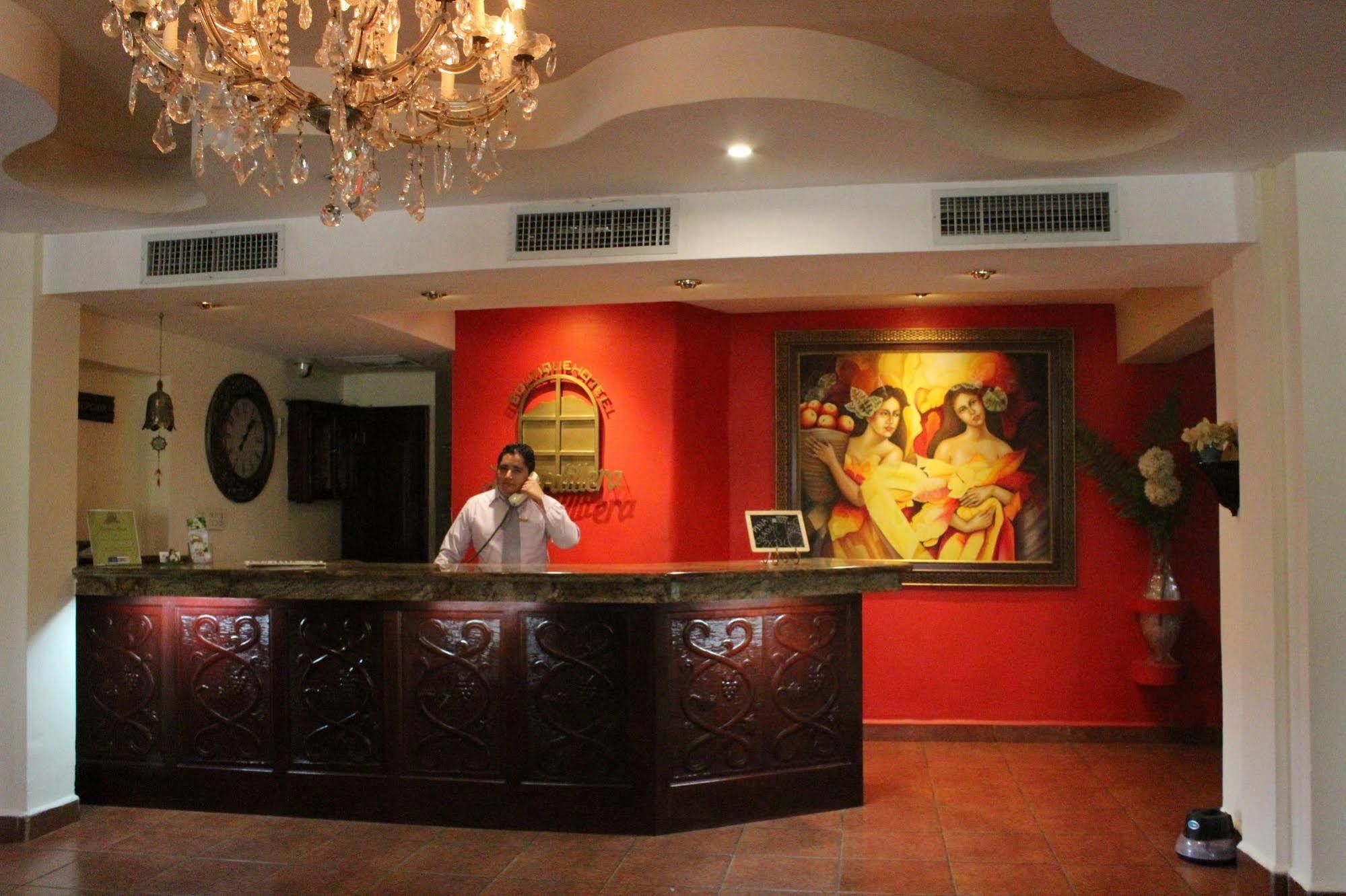 Boutique Hotel La Cordillera San Pedro Sula Bagian luar foto